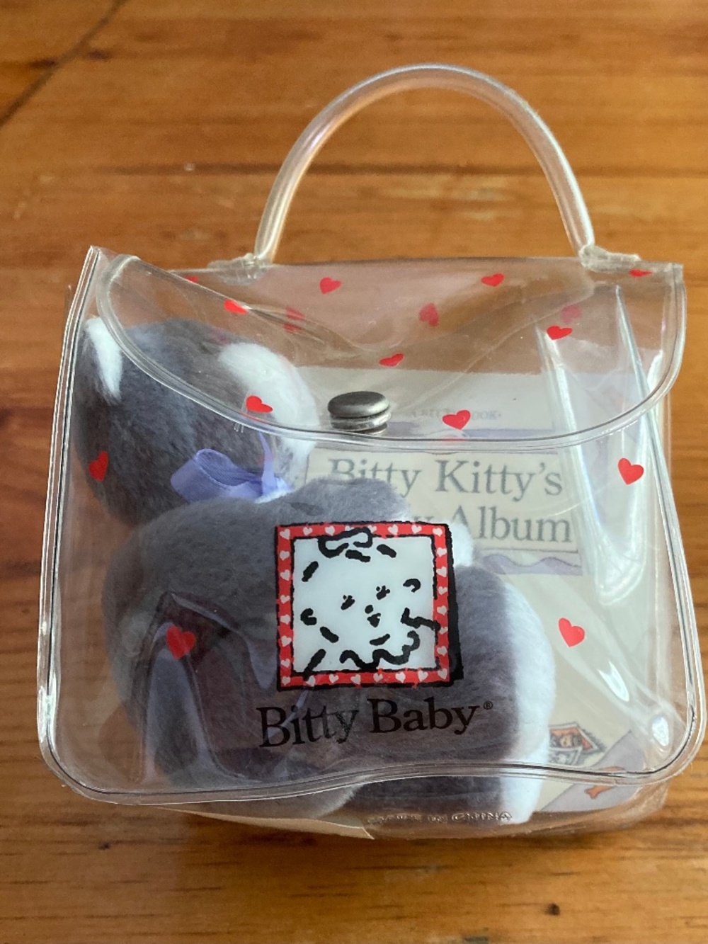 Bitty Kitty